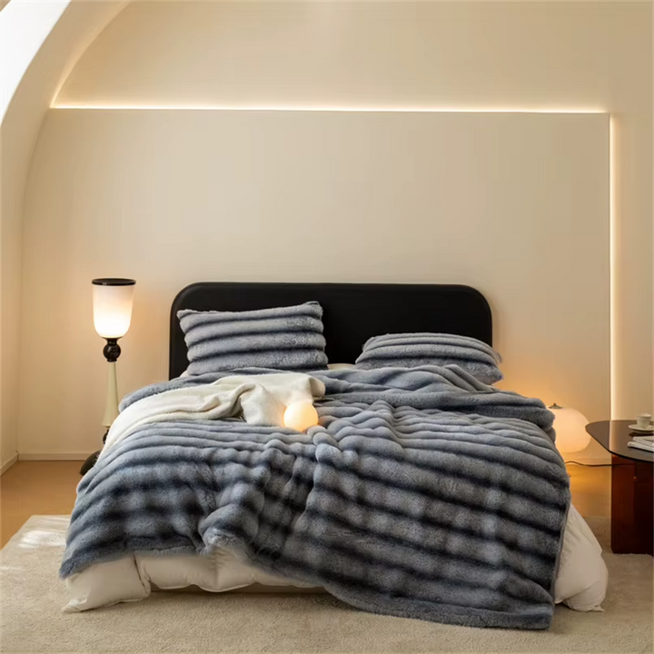 Soft Skin Throw Blanket - HESTONS