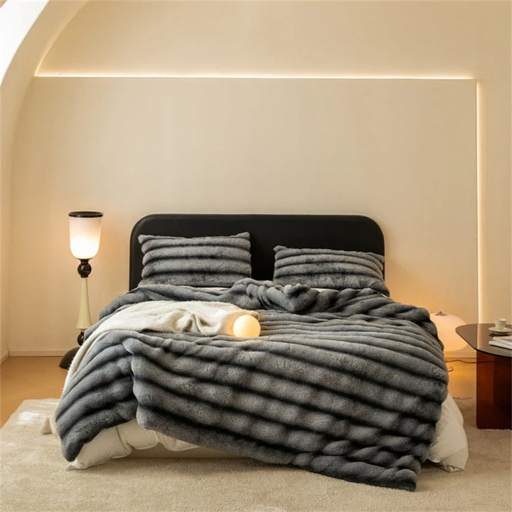 Soft Skin Throw Blanket - HESTONS