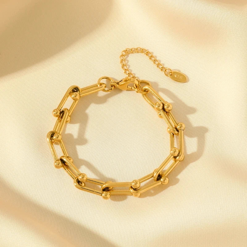 Elegant Grace Necklace - HESTONS