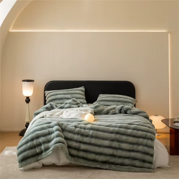 Soft Skin Throw Blanket - HESTONS
